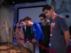 EEF Junior participants visit Primorsky Aquarium